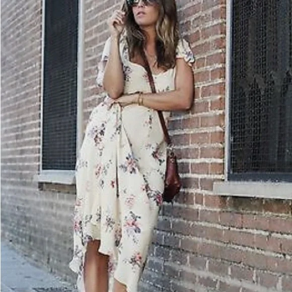 Zara brand new maxi floral dress - Picture 2 of 9